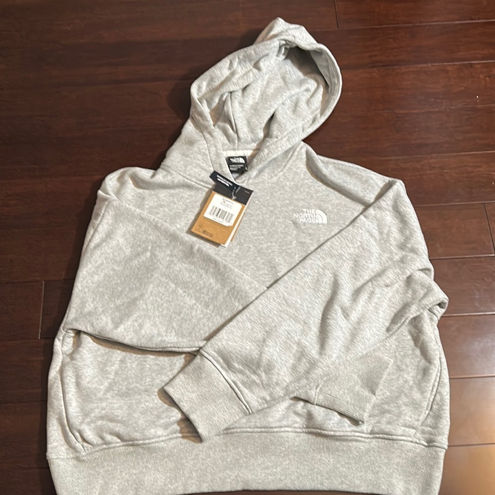 North face relaxed fit cropped hoodie